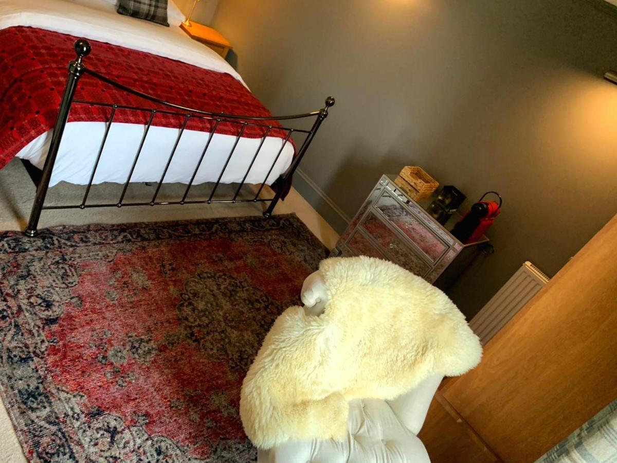 Bed and Breakfast Dylan Thomas Sea View Логарн Екстер'єр фото